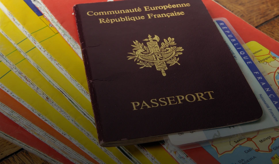 Mettre son passeport à jour